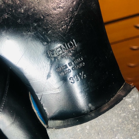 Fendi Chelsea Boots - Picture 5 of 11